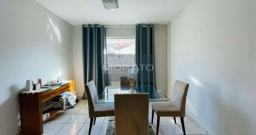 Casa à venda, 3 quartos, 4 vagas, Novo Eldorado - Contagem/MG