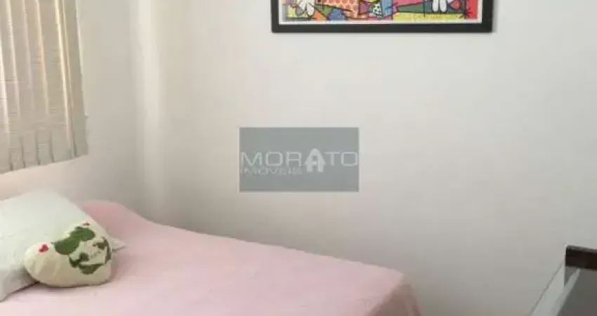 Apartamento com 2 quartos 1 vaga em Condomínio com portaria 24 horas no bairro Santa Maria.