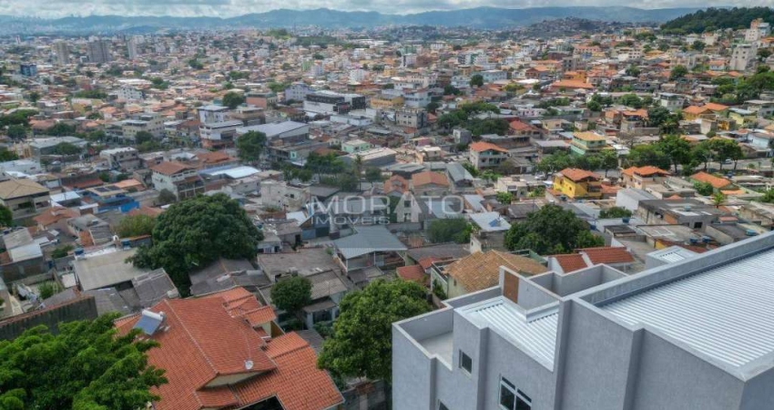 Cobertura com vista definitiva, 3 quartos sendo 1 suíte, 2 vagas, prédio com elevador