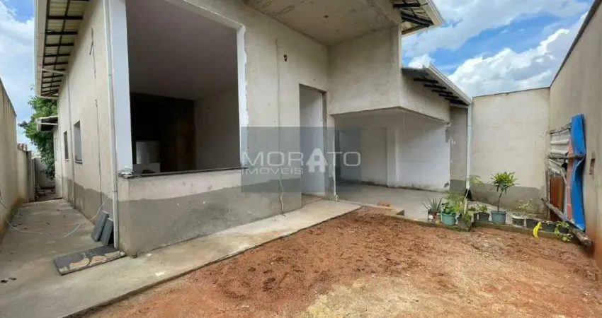 Casa 3 Quartos, 2 Suítes, 4 Vagas no Bairro Dom Bosco