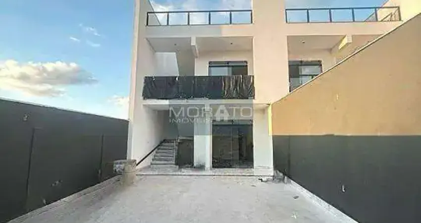 Casa de 03 quartos com suíte e 02 vagas em ótima localização no Xangri-lá