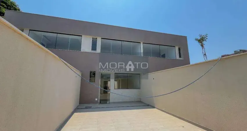 Casa Geminada Duplex 03 Quartos, Suíte, 4 Vaga de Garagem, Bairro Santa Branca