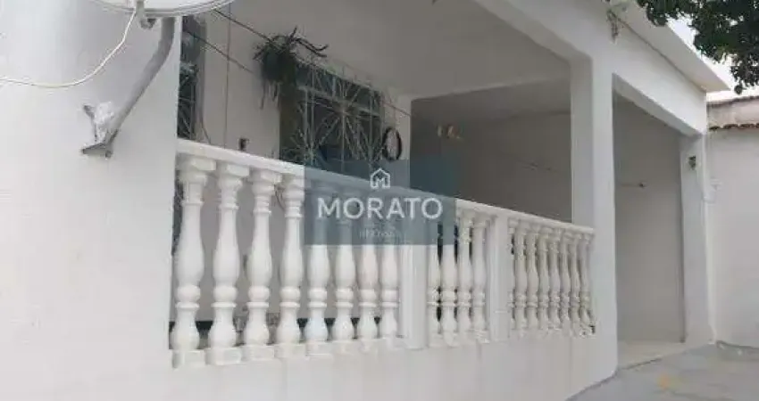 Casa 3 quartos, suíte, vaga ampla até 8 carros, no bairro Santa Helena