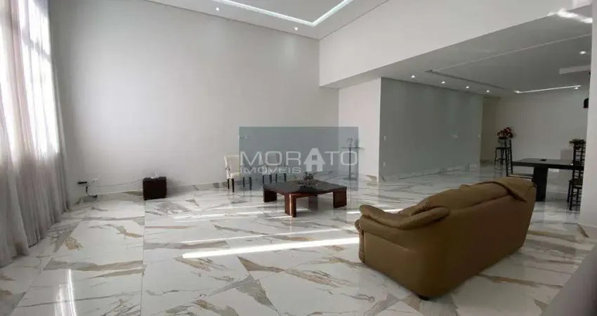 Casa 4 quartos sendo 1 master com hidromassagem e 2 suítes Bairro Estância Silveira.