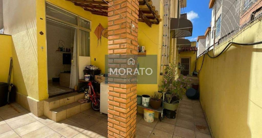 Área privativa 2 Quartos, 1 Vaga de Garagem, Santa Mônica .