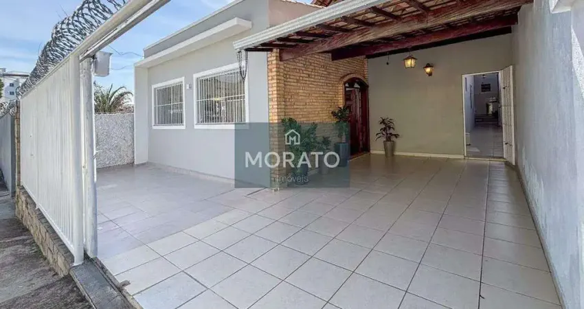 Casa 3 Quartos, Suíte, 2 Vagas de Garagem no Bairro Santa Amélia