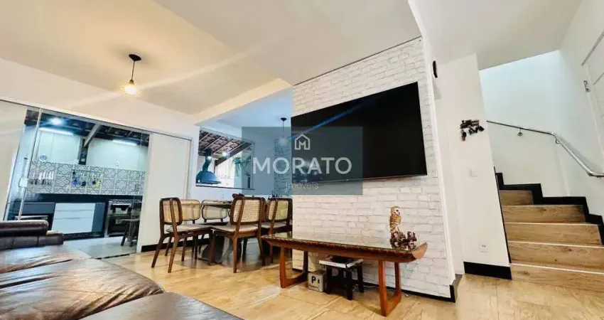 Casa de 3 Quartos, Suíte e 2 Vagas no Bairro Cabral