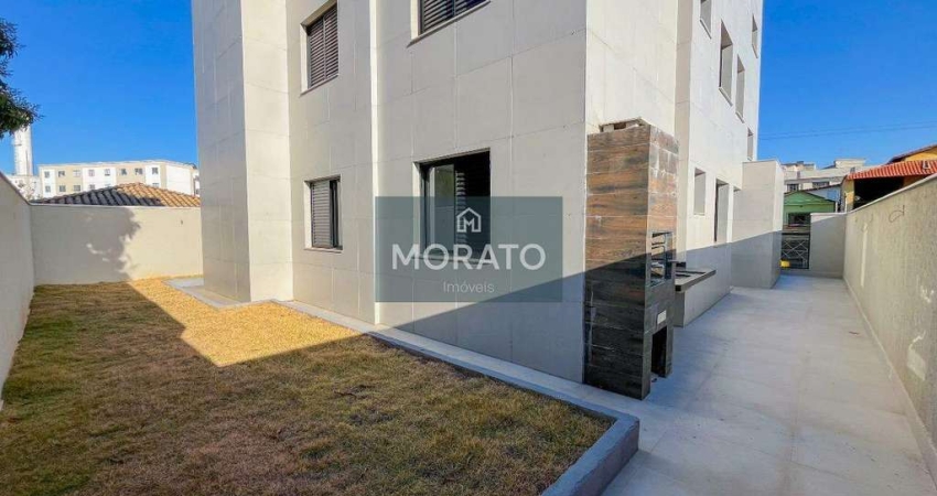 Área Privativa com 3 quartos, suíte e 4 vagas de garagem no bairro Santa Amélia