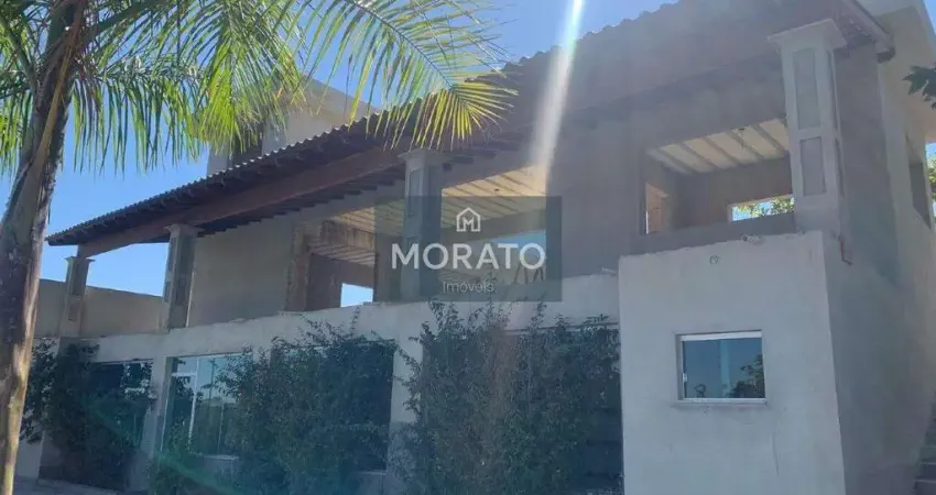 Casa 3 Quartos, Suíte, 3 Banheiros, 3 Vagas de Garagem no Mirante do Fidalgo