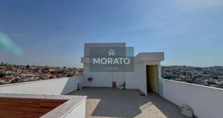 Cobertura com 3 quartos sendo 1 suíte com 2 vagas de garagem no bairro céu azul.