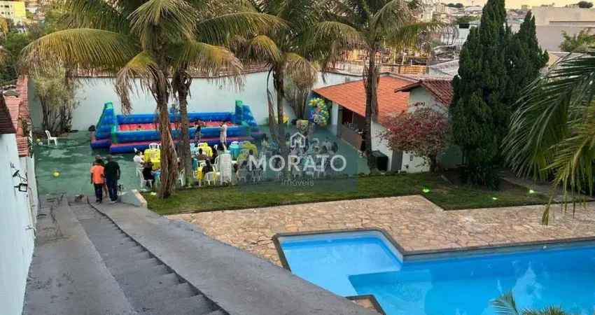 Lote com 793 metros ,casa salão de festa com piciscina com cascata