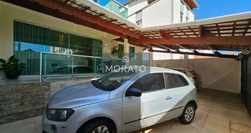 Casa com 4 quartos sendo 1 suíte com 4 vagas de garagem no bairro novo eldorado.