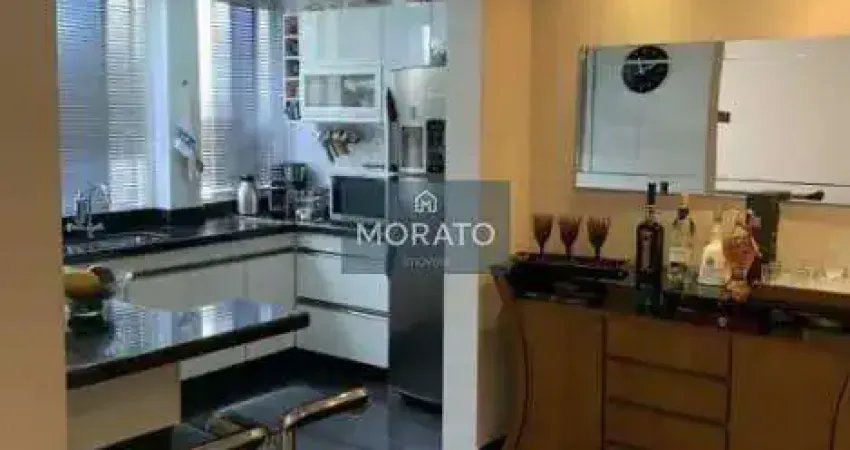 Cobertura com 3 quartos sendo 1 suíte com 2 vagas de garagem no bairro castelo.