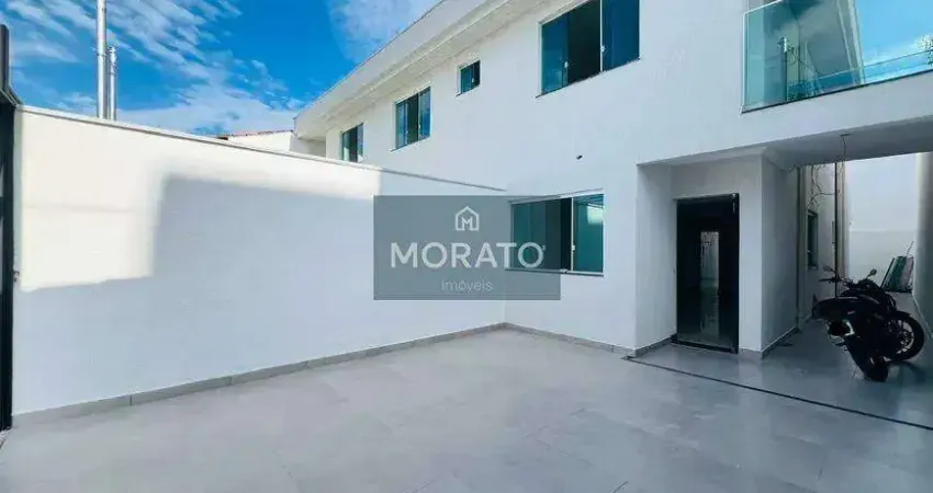 Casa com 3 quartos sendo 1 suíte com 2 vagas de garagem no bairro planalto.