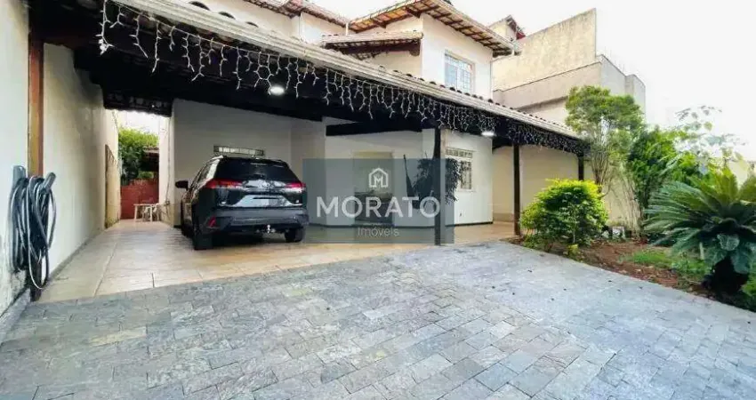 Casa com 4 quartos sendo 1 suítes com 4 vagas no bairro serrano.