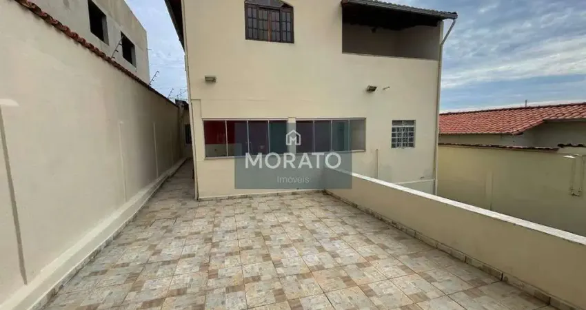 Casa com 5 quartos à venda na Rua José de Oliveira Rocha, --, Vale das Orquídeas, Contagem