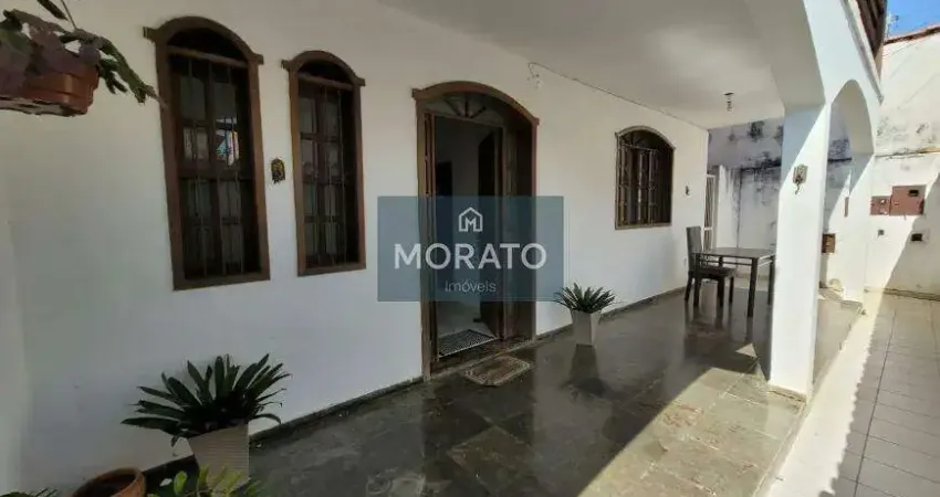 Casa com 3 quartos sendo 1 suíte com 1 vaga de garagem no bairro fonte grande.