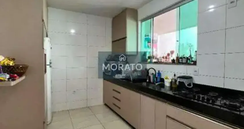 Casa duplex 03 quartos, 01 suíte, 3 vagas. cabral- contagem.