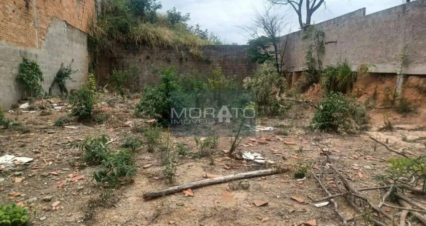 Oportunidade !!!lote de 360 metros quadrados no bairro arvoredo 2° seção