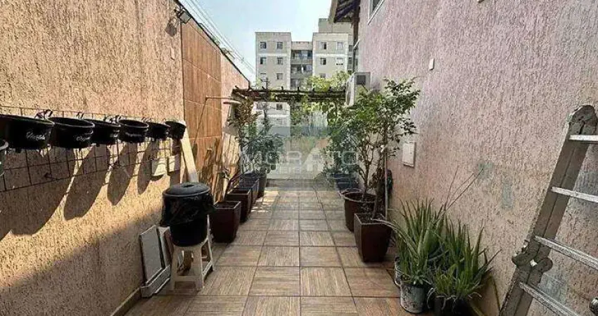 Casa com 3 quartos 1 suíte espaço gourmet com 1 vaga no bairro cabral.