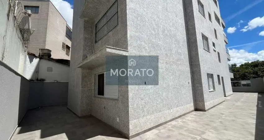 Área privativa com 4 quartos sendo 2 suítes e 3 vagas de garagem no bairro liberdade