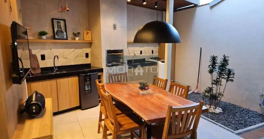 Casa com ótima área gourmet de 03 quartos com suíte e 2 vagas paralelas ao lado shopping contagem