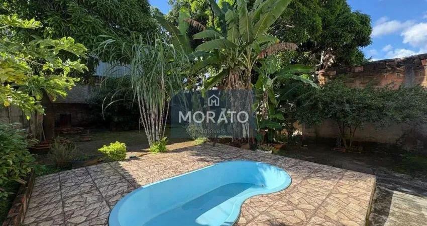 Casa 4 Quartos, 2 Banheiros, 2 Vagas, no Bairro São Francisco – Belo Horizonte