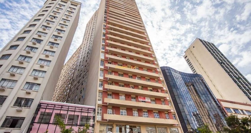 Apartamento mobiliado no Centro, andar alto