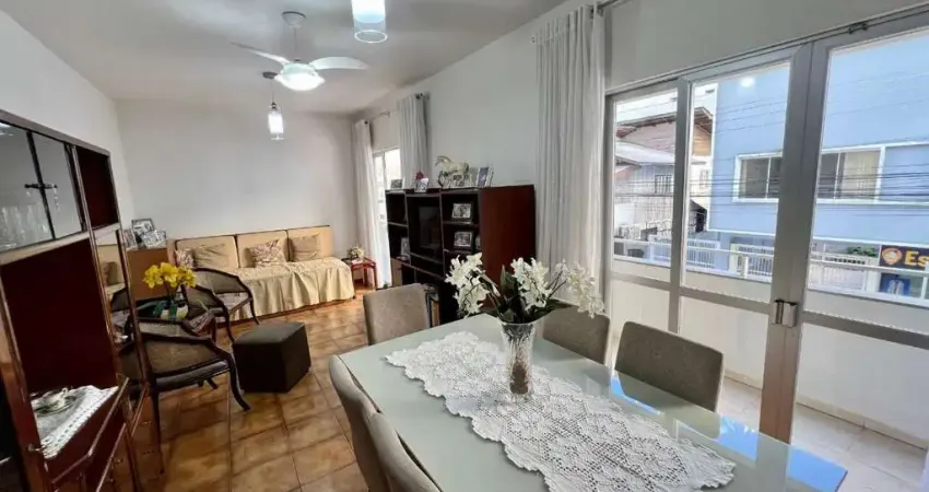 Apartamento com terraço a venda, quadra do mar, 2 quartos sendo 1 suite, 1 vaga privativa