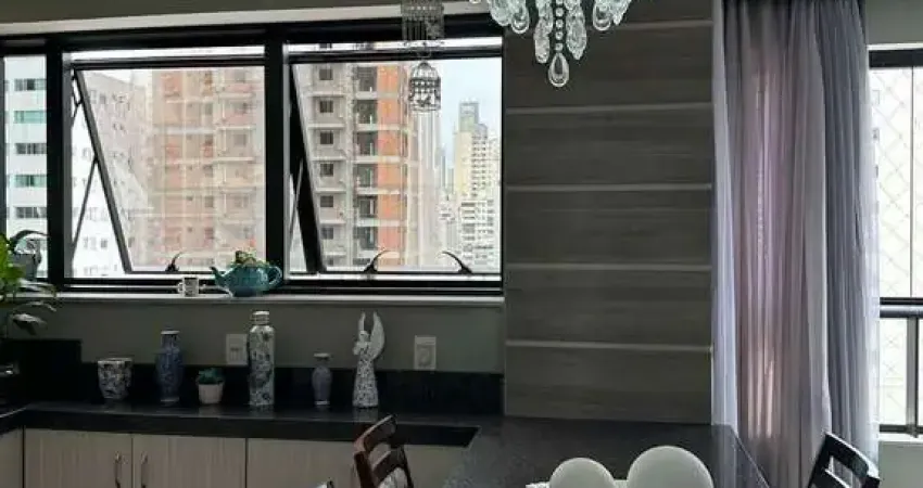 Apartamento alto padrão 03 suítes semi-mobiliado - centro, balneário camboriú