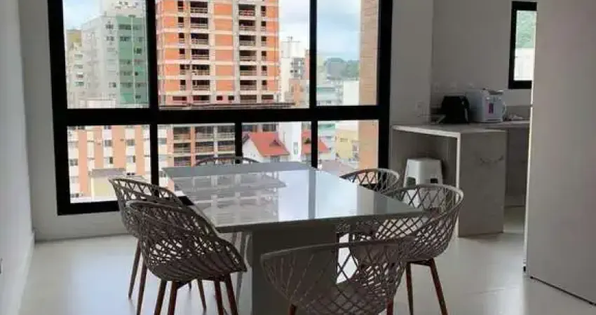 Apartamento semi mobiliado com 03 suítes, disponível para locação - centro, balneário camboriú
