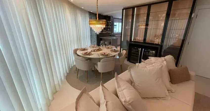 Apartamento de alto padrão com 4 dormitórios, sendo 2 suites com vista p/mar à venda!