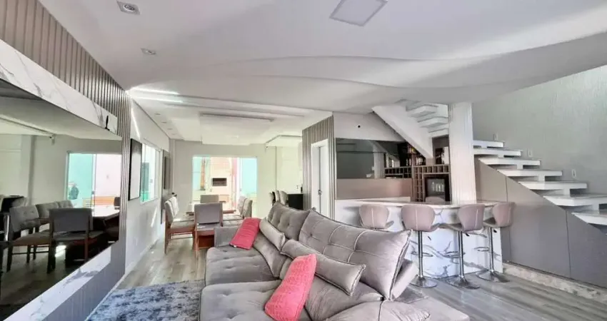 Casa com 3 quartos para alugar na Rua Marrocos, Nações, Balneário Camboriú