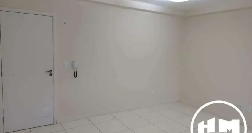 Apartamento reformado semi mobiliado a venda, bairro tabuleiro