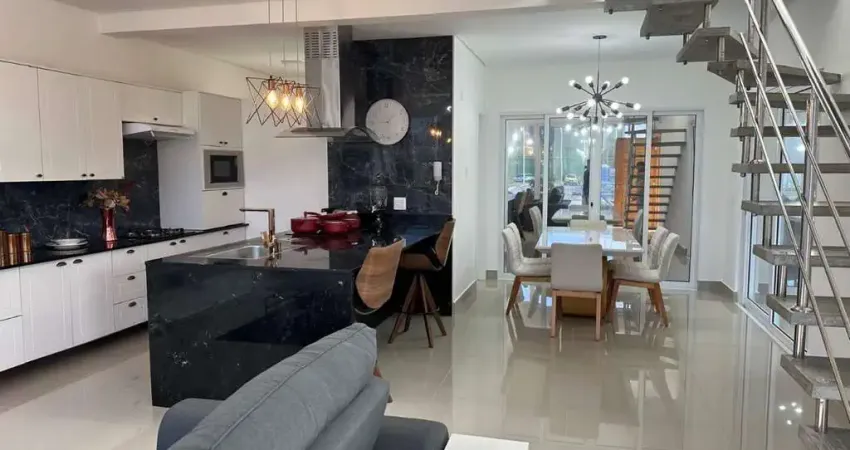 Casa em condomínio fechado com 3 quartos para alugar na Avenida Hermógenes de Assis Feijó, Barra, Balneário Camboriú