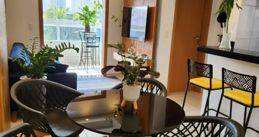 Apartamento aconchegante, belissimo , completo, otima localização pronto para morar!