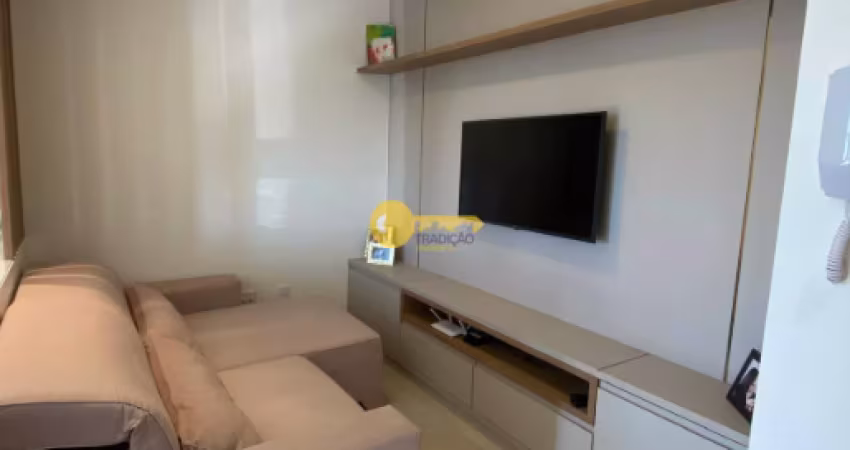 APARTAMENTO SEMIMOBILIADO COM 2 QUARTOS NO CORDEIROS