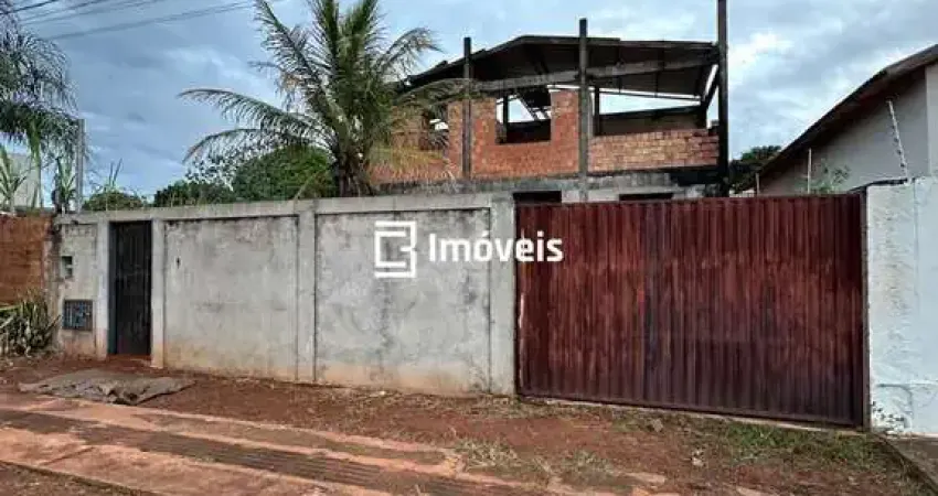 Lote com Galpão em construção em frente ao Alphaville 1