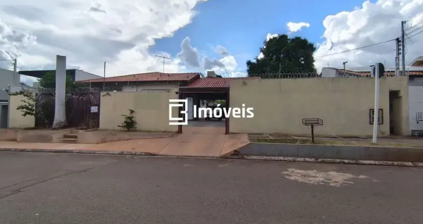 Casa 05 quartos sendo 02 suítes, piscina e varanda gourmet no são francisco.