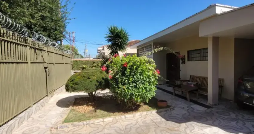 Casa com 5 quartos à venda na Rua Dom Pedro I, Vila Moreira, São José do Rio Preto