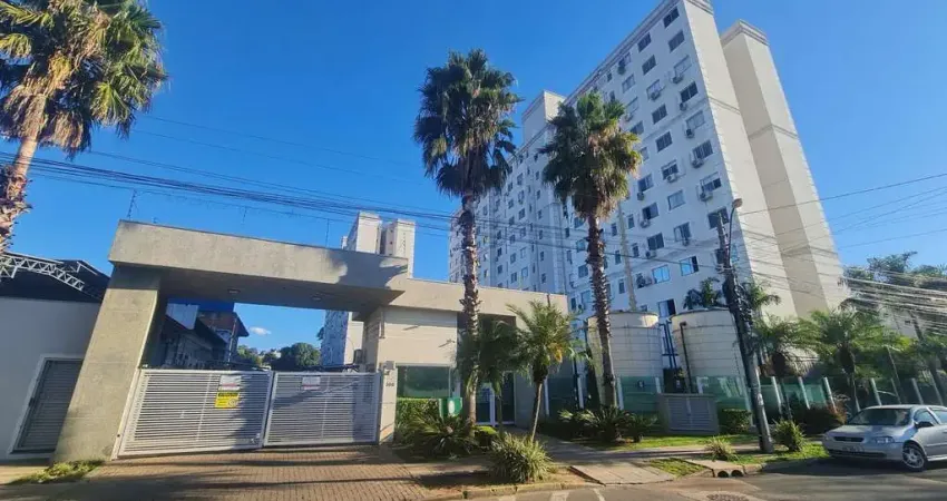 Apartamento praticamente NOVO, 2 dormitórios, vaga de garagem, elevador