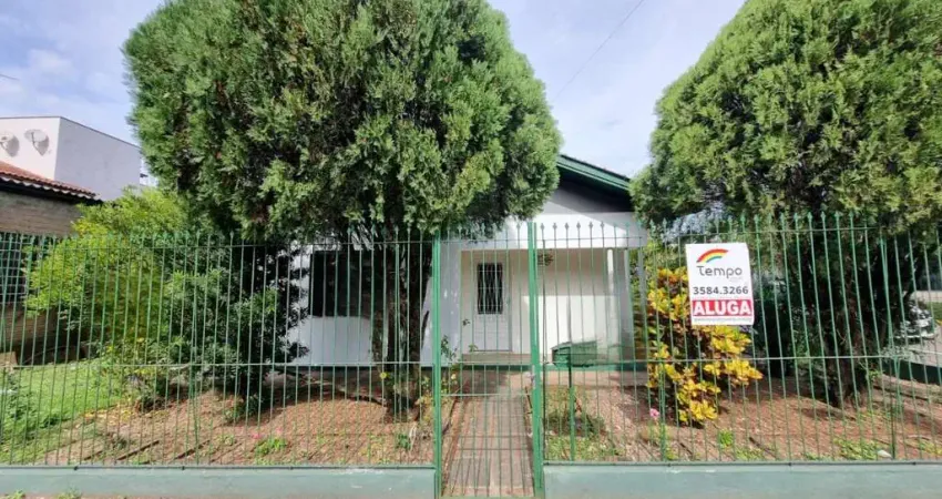 Casa com 3 quartos para alugar na Avenida dos Estados, 4625, Centro, Campo Bom