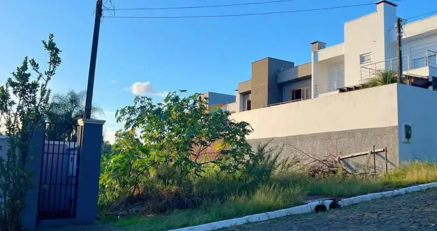 Terreno com 306,50m² localizado no Bairro Hamburgo Velho/RS