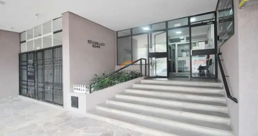 Sala no Centro da cidade para venda ou aluguel.