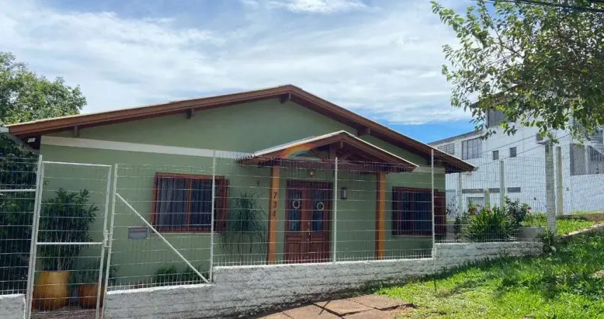 Casa com 3 dormitórios sendo uma suíte, no bairro Guarani de Novo Hamburgo