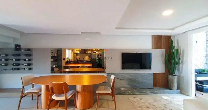 Casa pronta para morar, mobiliada e com 03 suítes localizada em Novo Hamburgo.