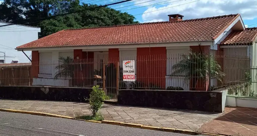 Casa Residencial de 3 quartos no bairro Hamburgo Velho