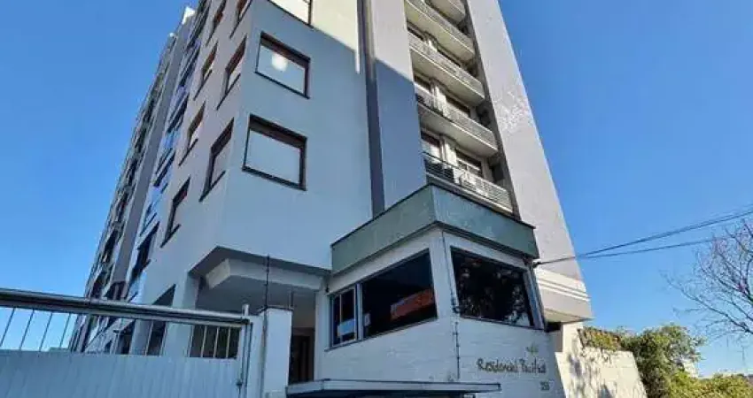 Cobertura Duplex com 2 suítes e 2 vagas de garagem no Centro