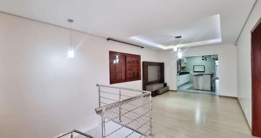Casa Residencial de 3 quartos no bairro Ouro Branco