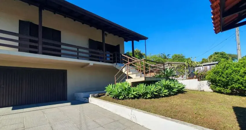 Casa com 3 quartos à venda no São Jorge, Novo Hamburgo 